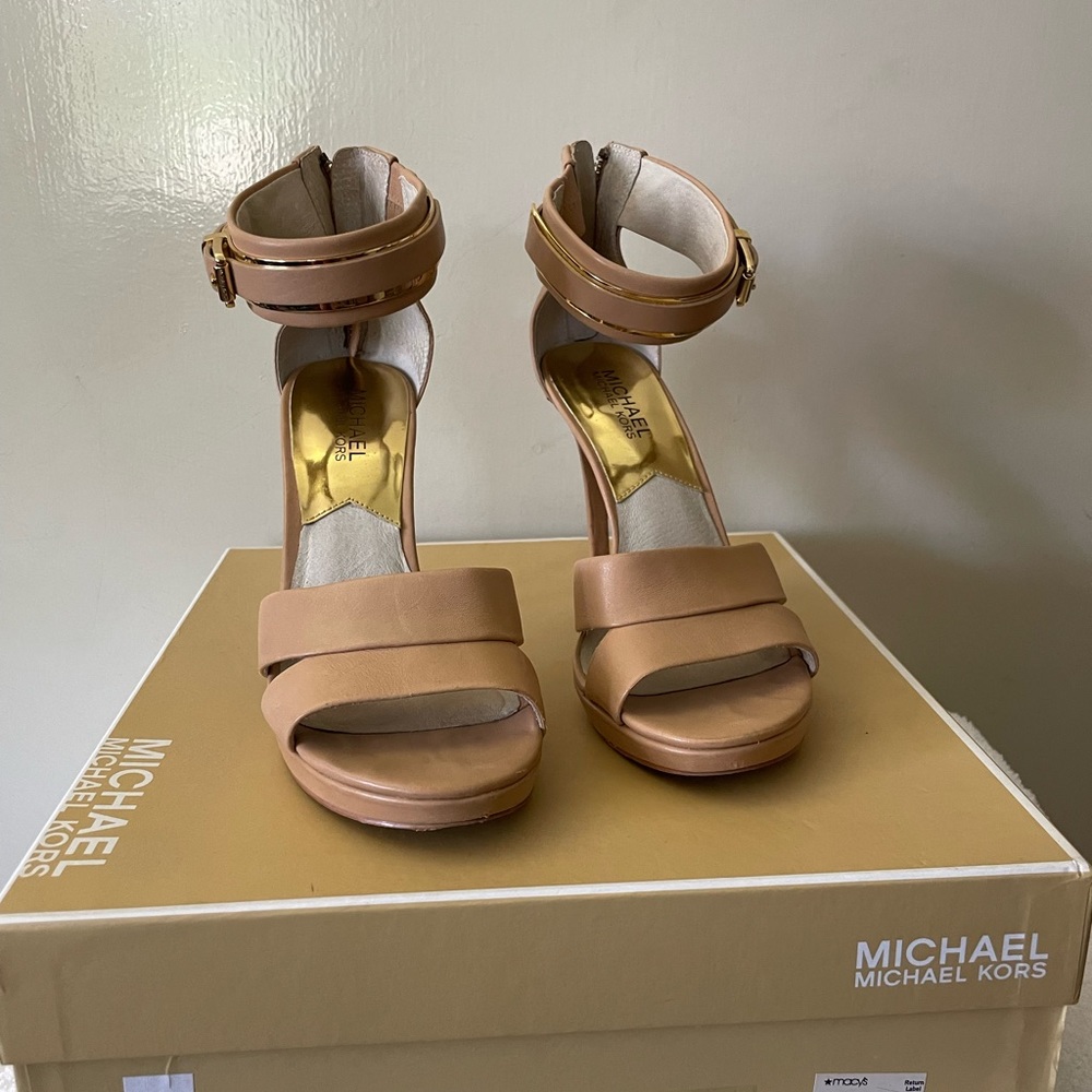 Michael Kors Nude Karlie Ankle wrap sandle open toe
